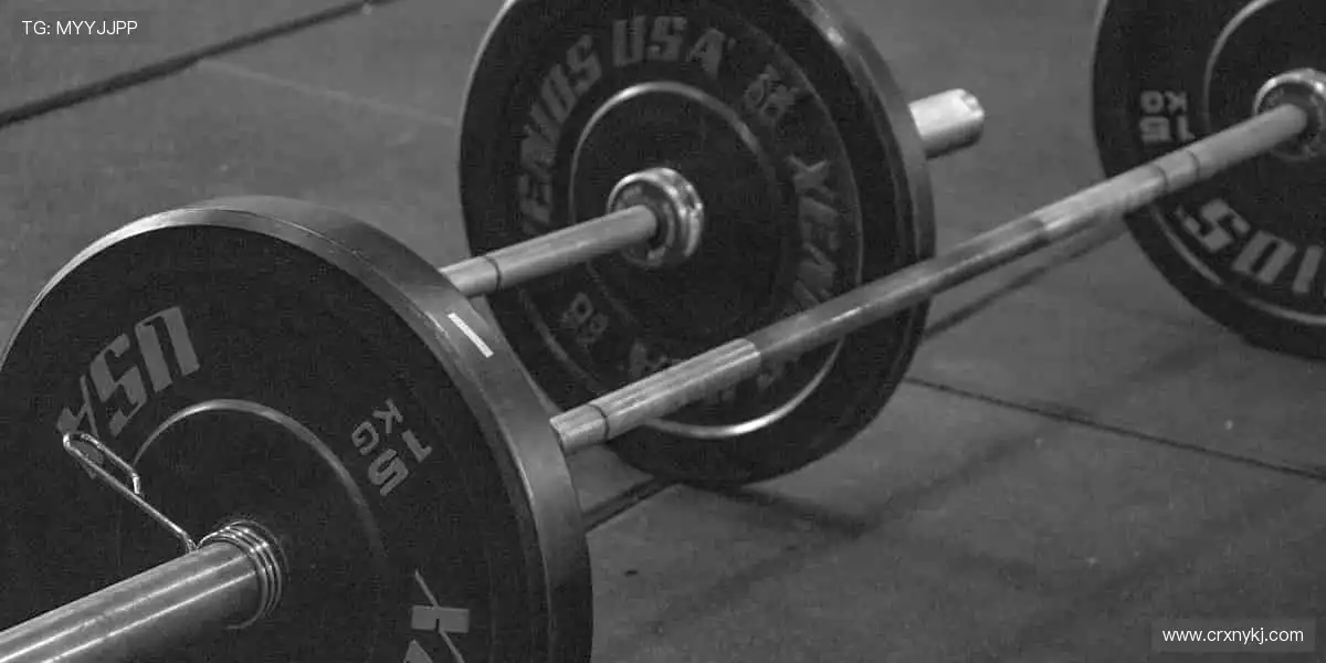 从球鞋到纪念衫,每一件都是热爱的勋章!👟